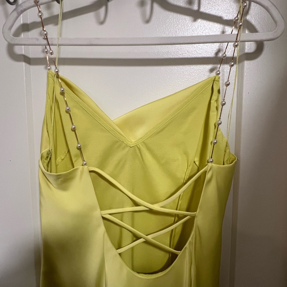 Liv Foster Sleeveless Satin Gown (Size 10) - Picture 12 of 12
